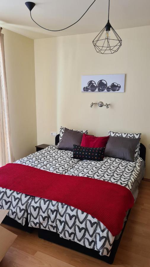 Lucsony Apartman Mosonmagyarovar Exterior foto