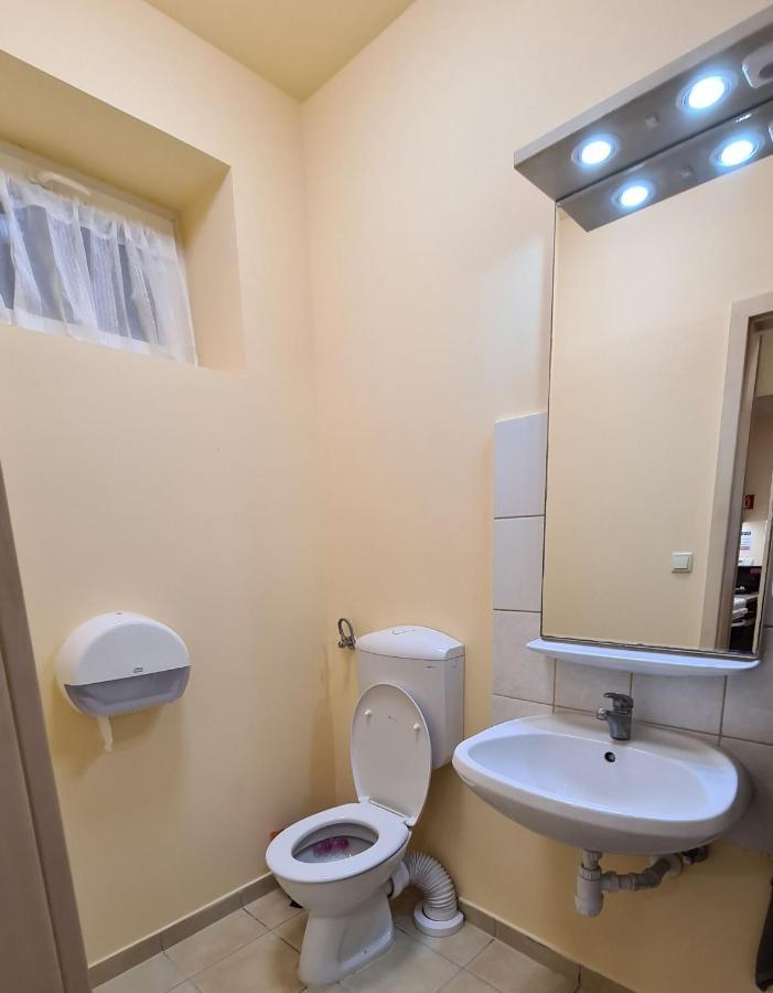 Lucsony Apartman Mosonmagyarovar Exterior foto