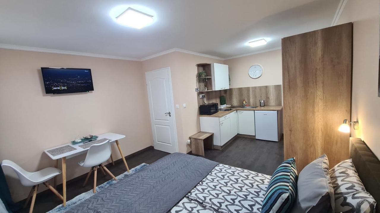 Lucsony Apartman Mosonmagyarovar Exterior foto