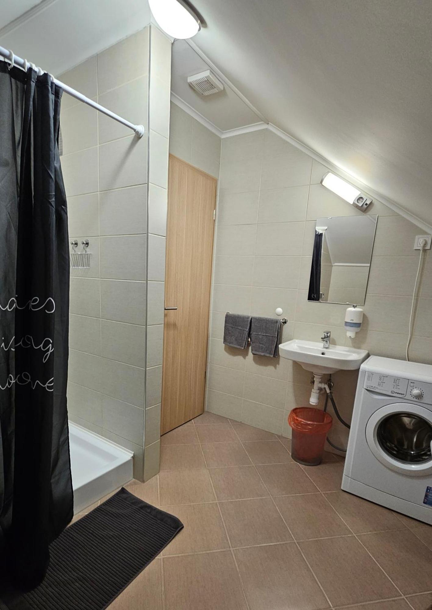 Lucsony Apartman Mosonmagyarovar Exterior foto